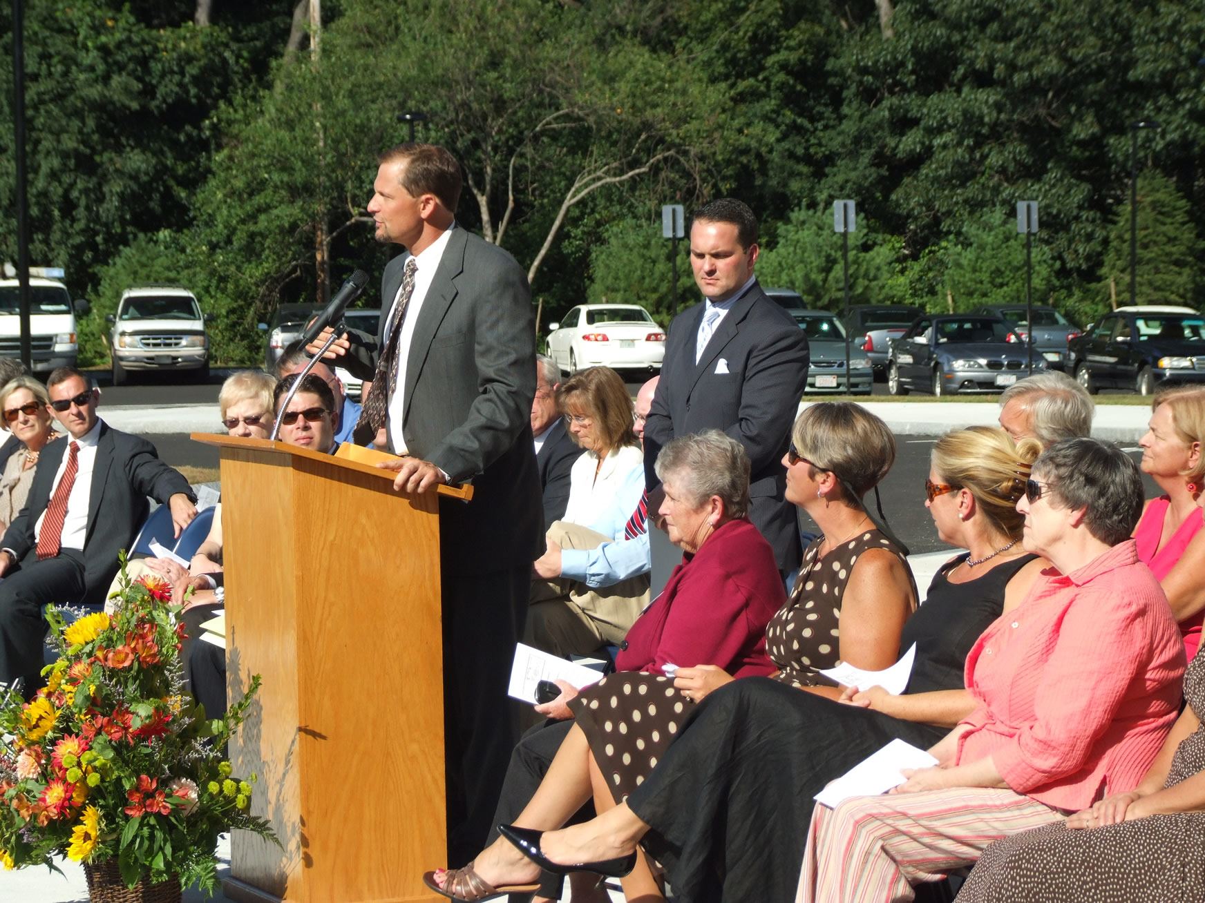 State Elected Officials at Podium 2